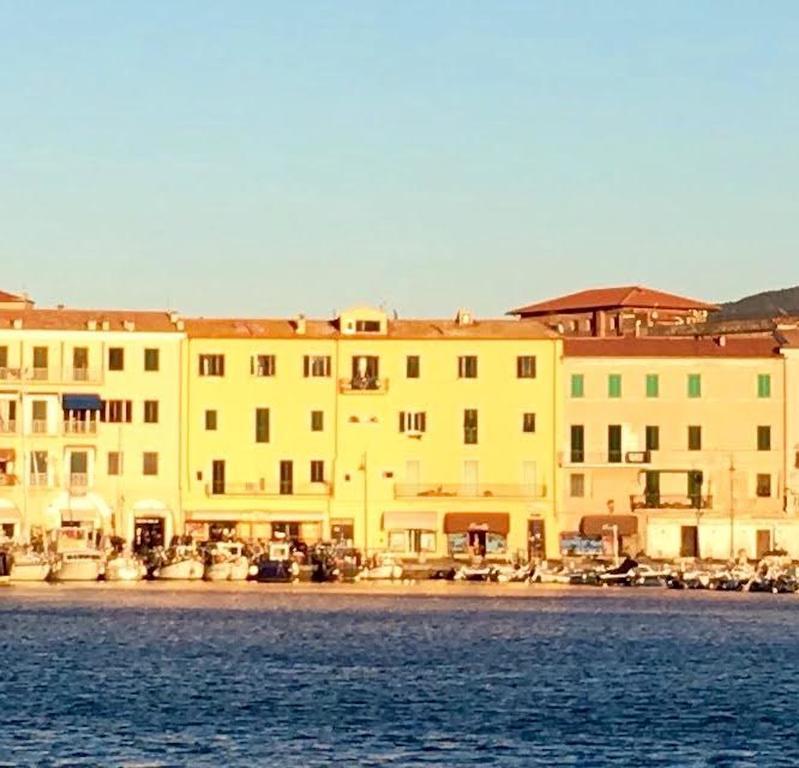 Le Stanze Sul Mare Hotel Portoferraio Exterior photo